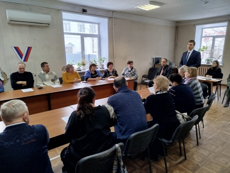 Андрей Масленников по итогам конкурса избран главой Юрьевецкого муниципального района. Андрей Масленников по итогам конкурса избран главой Юрьевецкого муниципального района.